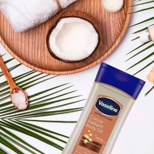 Vaseline Cocoa Radiant Body Oil - 400ml 3 Vaseline Cocoa Radiant Body Oil - 400ml - Image 3