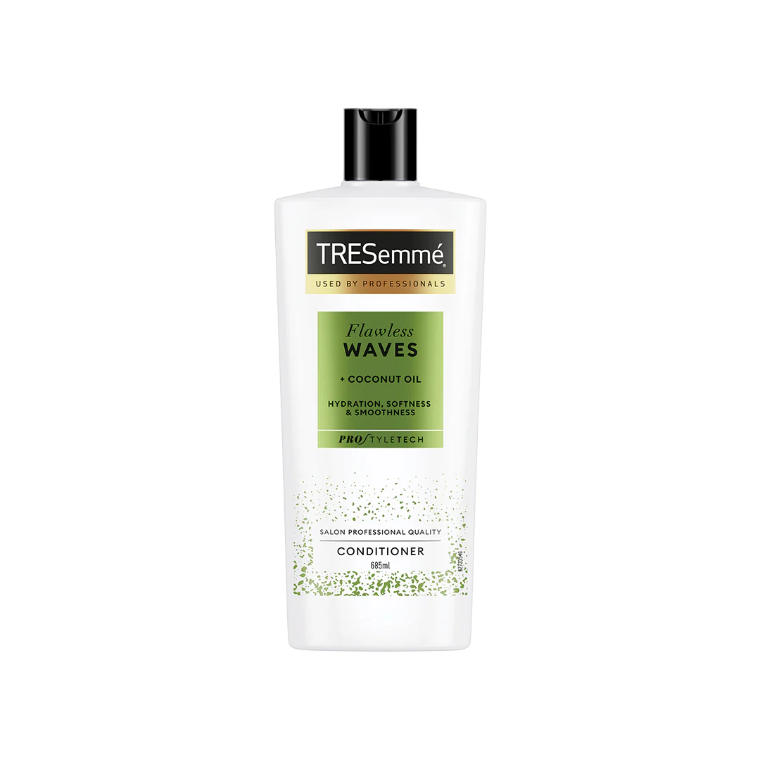 TRESemme Conditioner Flawless Waves Coconut Oil - 685ml 1 TRESemme Conditioner Flawless Waves Coconut Oil - 685ml