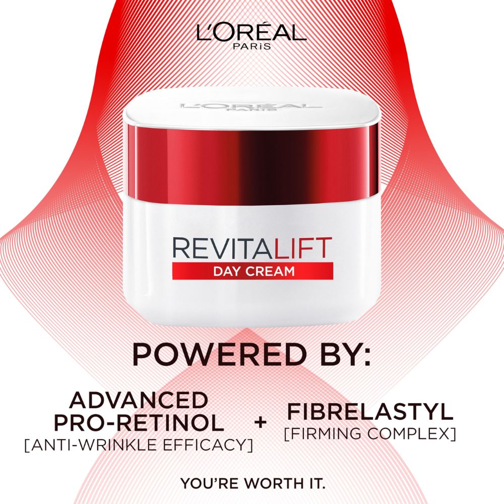 L'Oréal Paris Revitalift Hydrating Day Cream Anti-Wrinkle Moisturizer 50ml 3 L'Oréal Paris Revitalift Hydrating Day Cream Anti-Wrinkle Moisturizer 50ml - Image 3